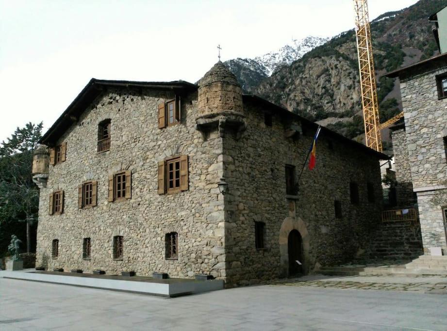 Apartament Gran Pirineu Montferrer Exterior photo